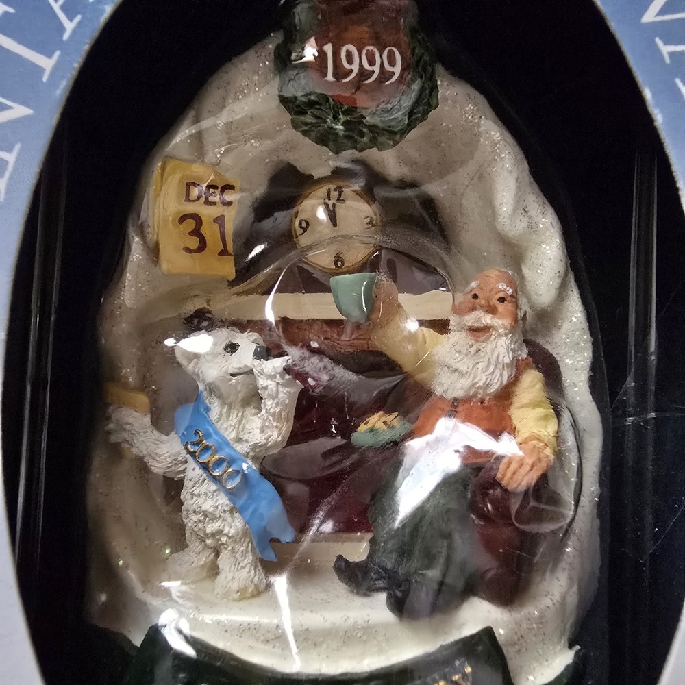 VTG 1999 Santa's Crystal Valley "Happy New‎ Millennium" Ornament NIB - Picture 2 of 8